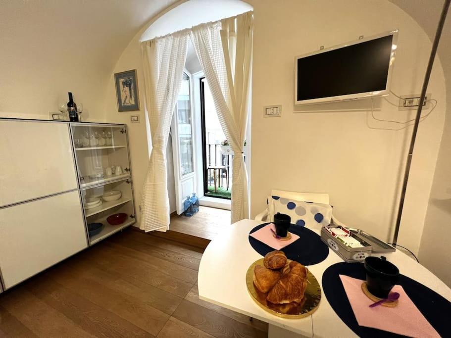 Tiny House In Centro Apartment